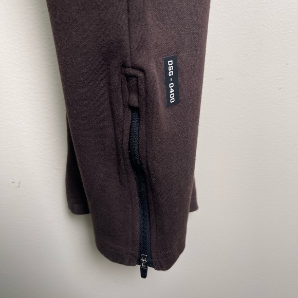 ASRV 0400. Core Division Cargo Zip Jogger - Dark Earth Size XS Mens Used - Picture 9 of 12